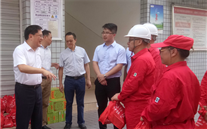 铜梁戋戋委书记、区长慰问公司一线员工